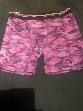 NWT Large New Balance Microfiber boxer Briefs (fly front)